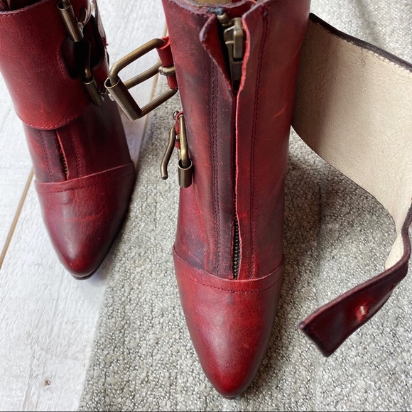 SOLD Freebird By Steven Joey Leather Ankle Boot - Picture 11 of 16